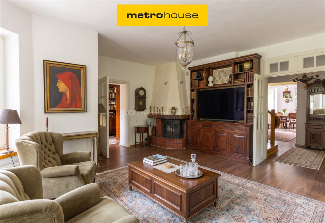 Polecam elegancki dom 248 m² w Jadwisinie z klimatycznym ogrodem Jadwisin, Okrężna  248m2 Foto 1