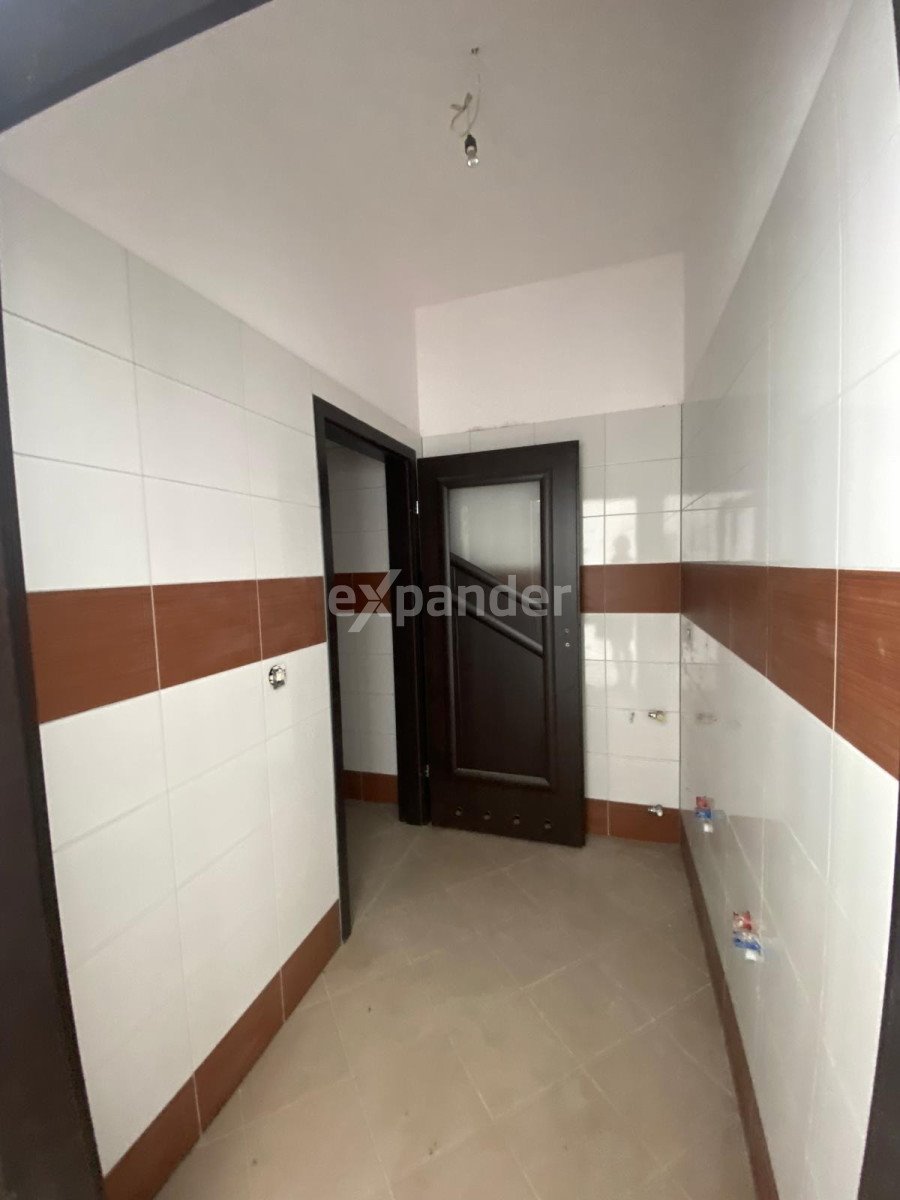 Przestronny lokal usługowo-handlowy na sprzedaż w Przystani Przystajń, Rynek  831m2 Foto 1