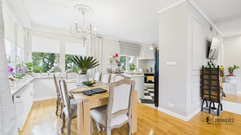 Dom na sprzedaż Prawiedniki  197m2 Foto 1