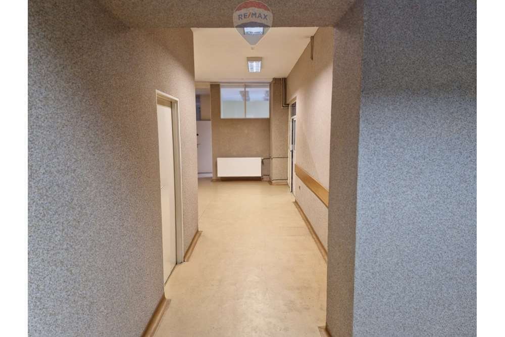 Lokal usługowy 150 m² w centrum Bielska-Bały z parkingiem Bielsko-Biała  150m2 Foto 1