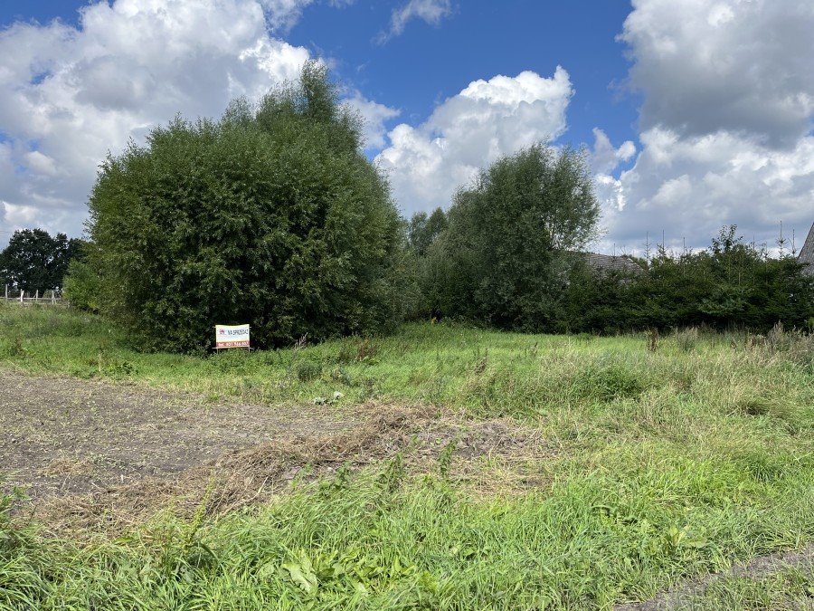 Działka 3000 m² z wodą - oczko wodne i prąd w Bobrownikach Bobrowniki  3 000m2 Foto 1