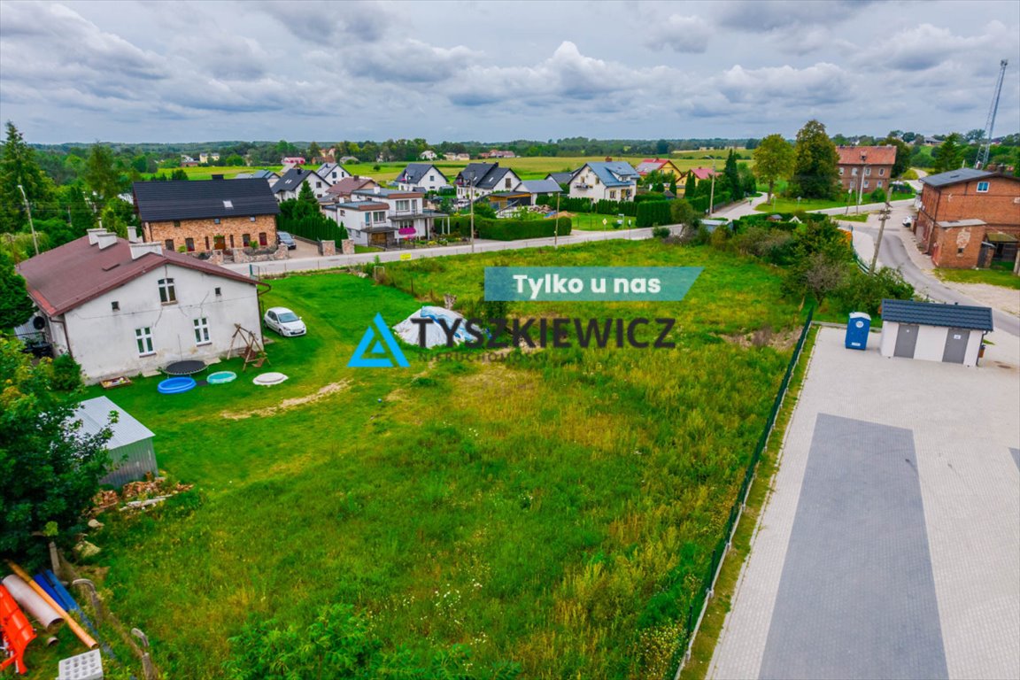 Działka budowlana na sprzedaż Liniewo  2 397m2 Foto 1