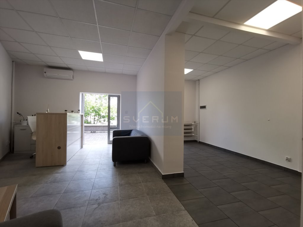 Lokal użytkowy na sprzedaż Częstochowa, Wrzosowiak  35m2 Foto 1