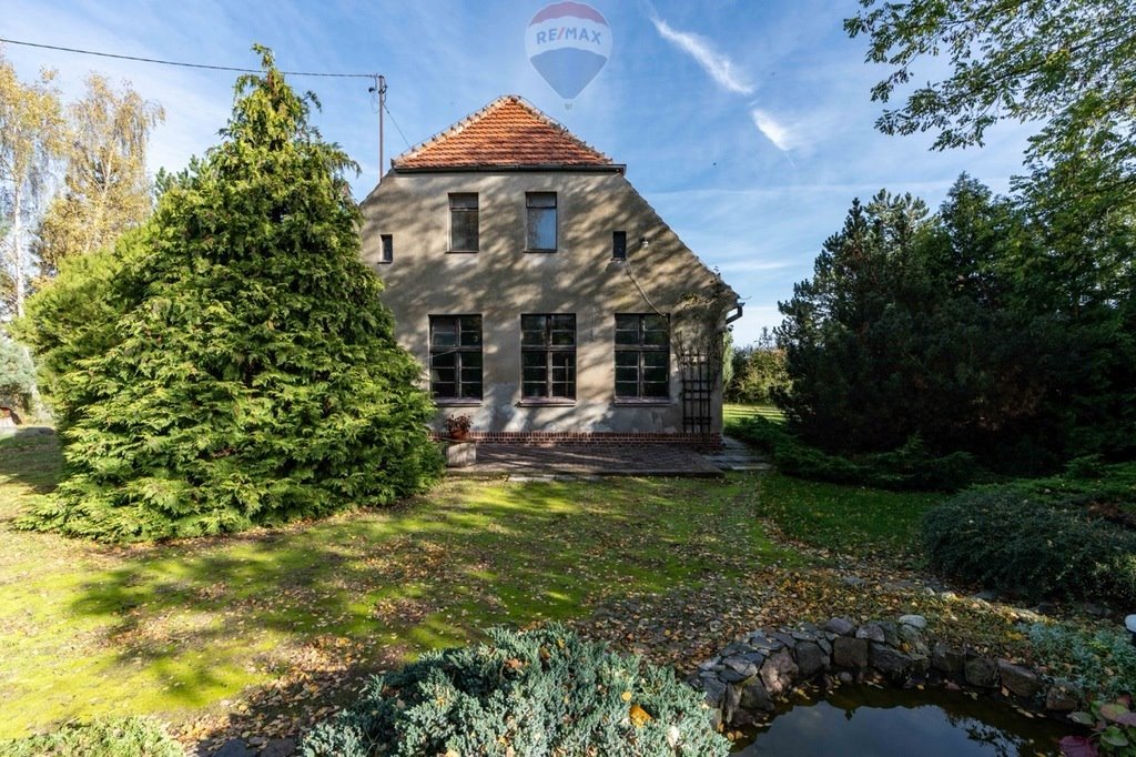 Unikalna nieruchomość z dawną szkołą i stajnią nad Jeziorem Niepruszewskim Zborowo, Wioślarska  400m2 Foto 1