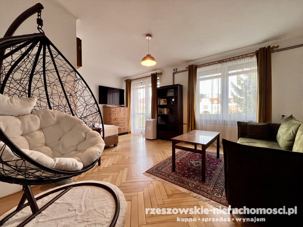 Kawalerka na sprzedaż Rzeszów, Baldachówka  41m2 Foto 1