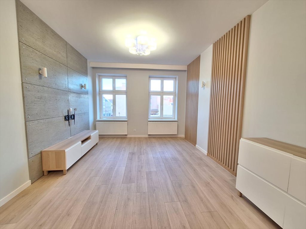 Mieszkanie dwupokojowe na wynajem Grudziądz  60m2 Foto 2