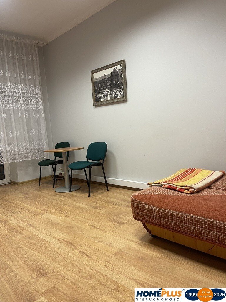 Lokal usługowy 48 m² z klimatyzacją w centrum Radzymina Radzymin  48m2 Foto 1