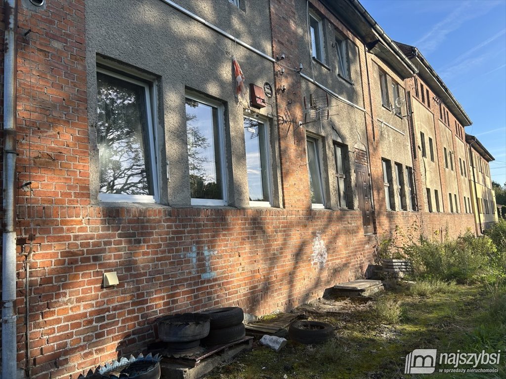 Mieszkanie dwupokojowe na sprzedaż Poradz, Wieś  68m2 Foto 1