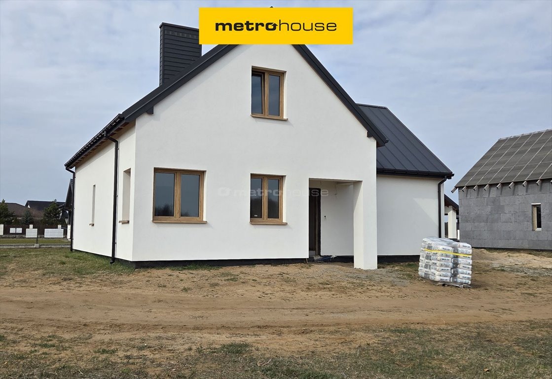 Nowoczesny dom 135 m2 z ogrodem i tarasem w spokojnej okolicy Puszcza Miejska  135m2 Foto 1