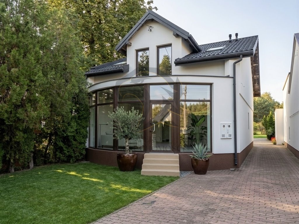 Sprzedam dom 230 m² w Grodzisku z dużym potencjałem Grodzisko  230m2 Foto 1