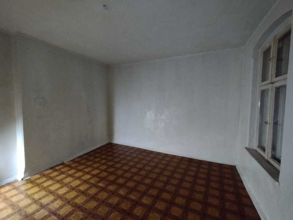 Kawalerka na sprzedaż Byczyna, Basztowa  30m2 Foto 3