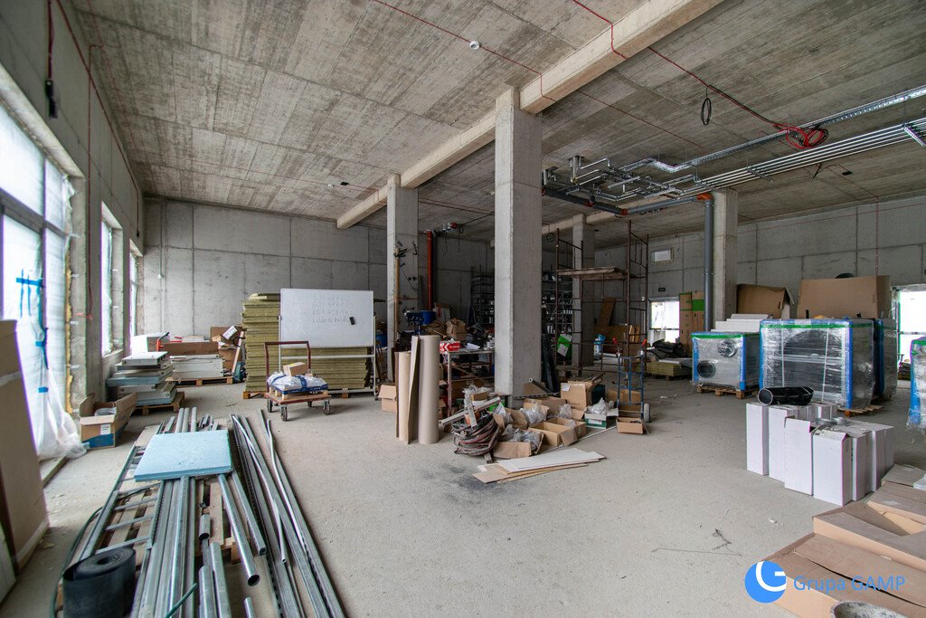 Nowoczesny lokal 217 m2 z witryną, pod działalność usługową Kraków, Podgórze, Rydlówka  217m2 Foto 1