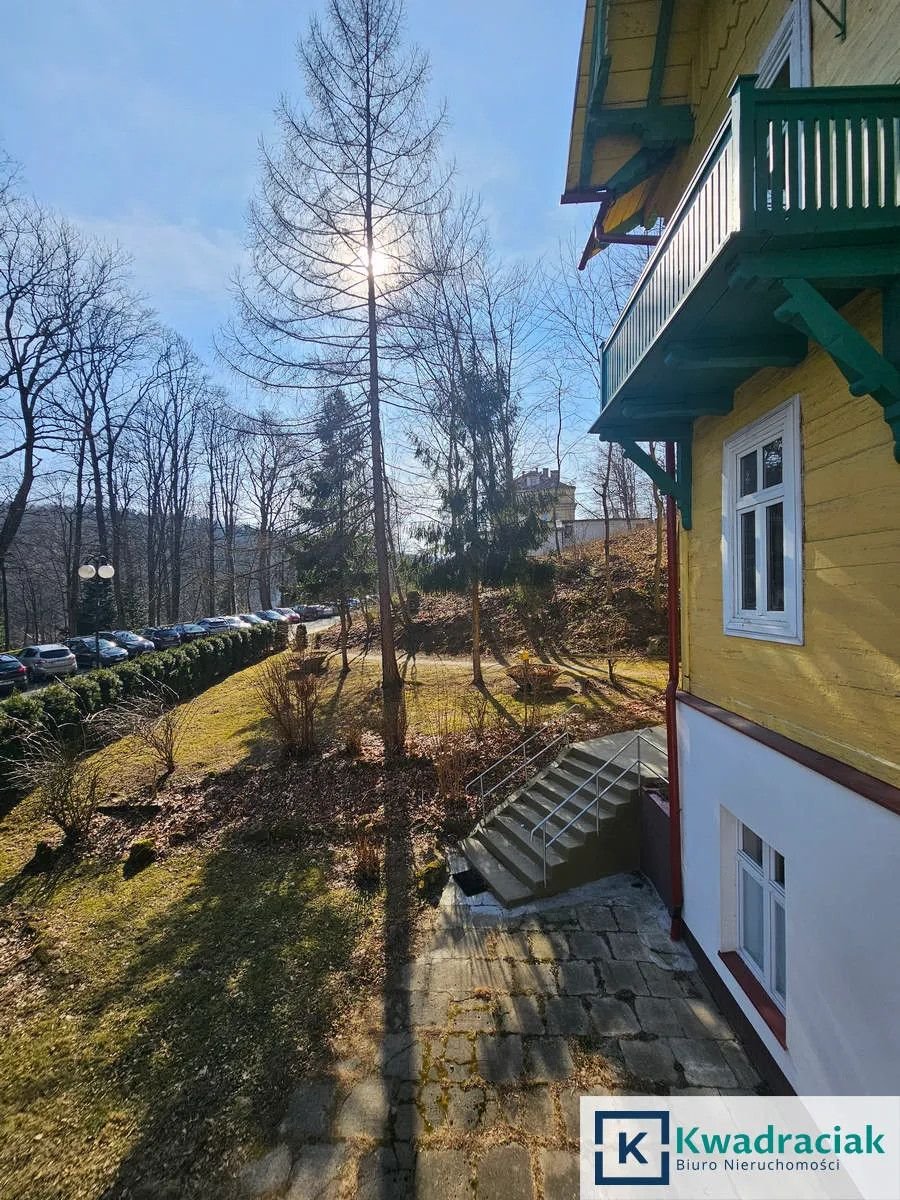 Mieszkanie trzypokojowe na sprzedaż Iwonicz-Zdrój, Stanisława Kulczyńskiego  73m2 Foto 1