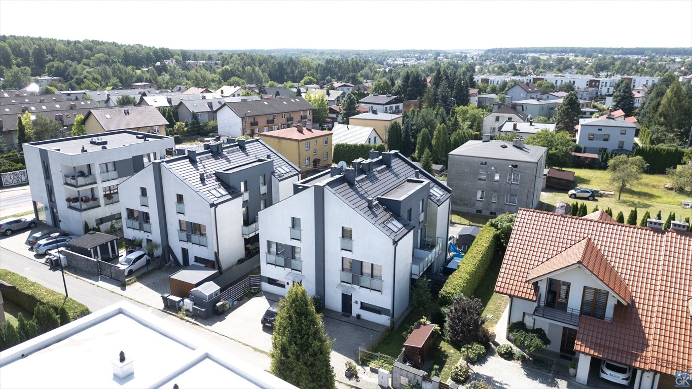 Dom do wynajęcia 125 m2 - 4 pokoje, ogrzewanie gazowe Katowice, Podlesie, Konwalii  125m2 Foto 1