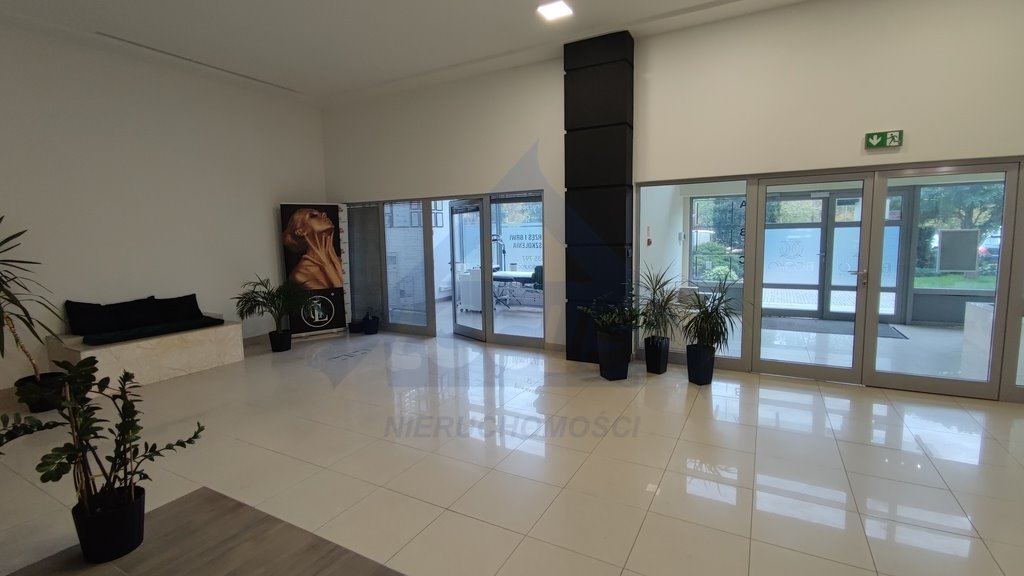 Lokal użytkowy 1680 m2 z adaptacją, parking, biura i usługi Warszawa, Mokotów  1 683m2 Foto 1