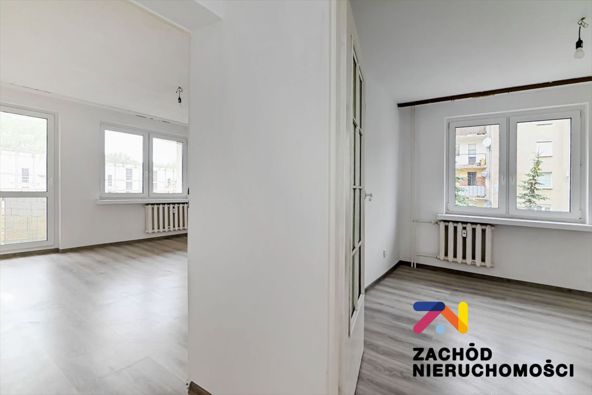 Polecam dwupokojowe mieszkanie z balkonem i piwnicą na Osiedlu Śląskim Zielona Góra, Osiedle Śląskie, Os Śląskie  52m2 Foto 1