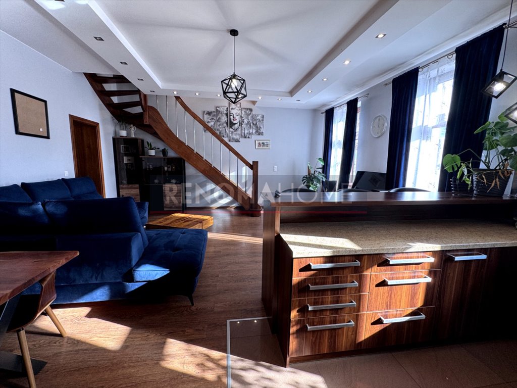 Mieszkanie czteropokojowe  na sprzedaż Henryków  100m2 Foto 1