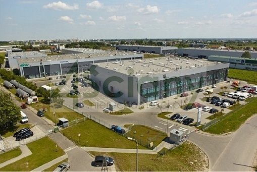 Nowoczesny biurowiec 261 m2 z recepcją i 24h ochroną Warszawa, Włochy, Okęcie  261m2 Foto 1