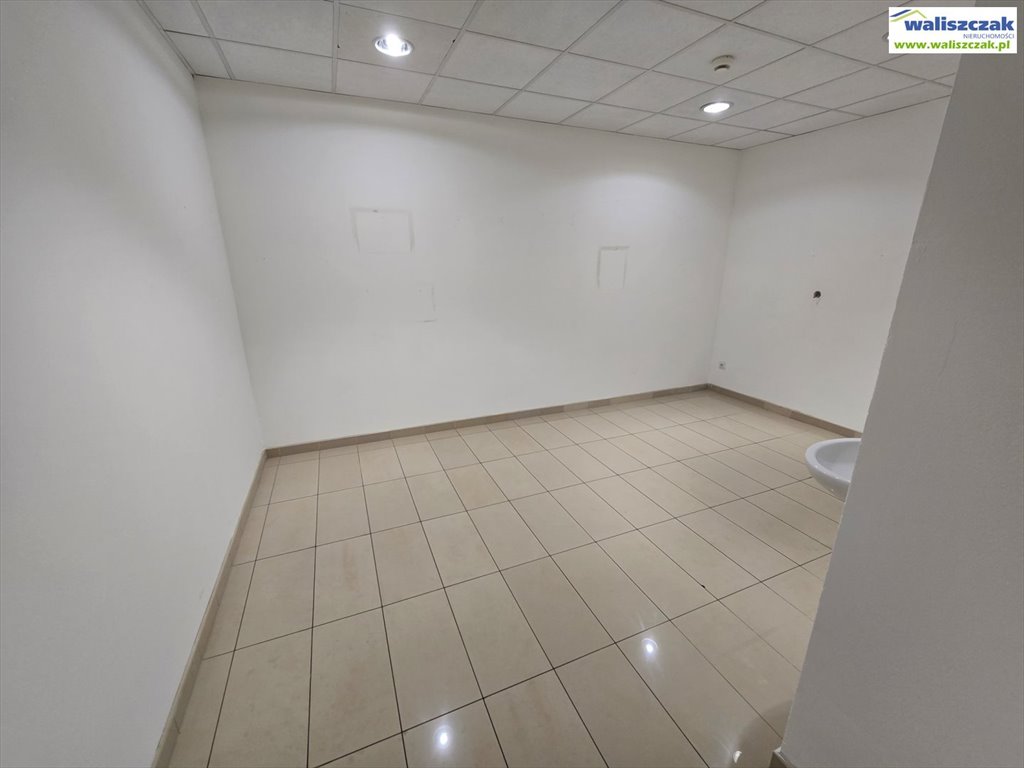 Lokal użytkowy na wynajem Piotrków Trybunalski  16m2 Foto 1