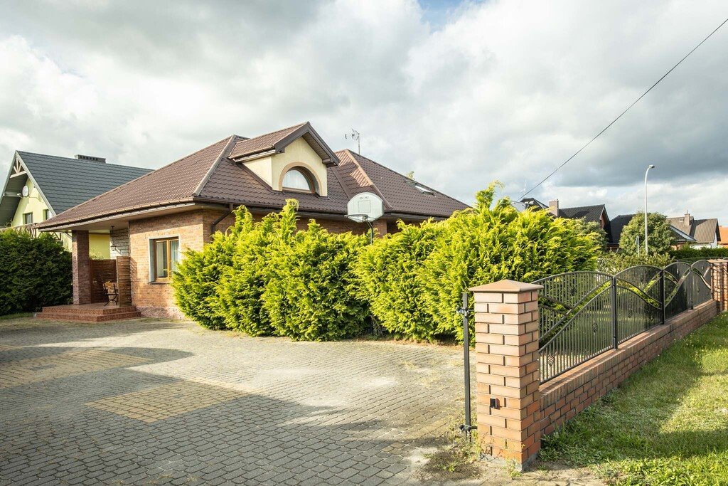 Komfortowy dom z działalnością, 180 m², Żakowice Żakowice, Wiśniowa  148m2 Foto 1