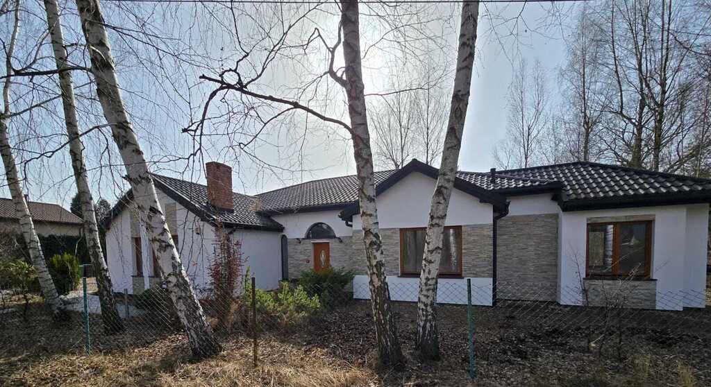 Dom 199m² z 10 pokojami i garażem w Ławkach Ławki, Zielonych Sosen  199m2 Foto 1