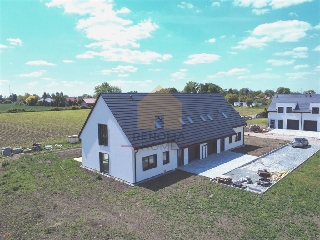 Nowoczesny dom bliźniak 159 m² w Wilkowicach (5 pokoi, ogród 450 m²): Wilkowice