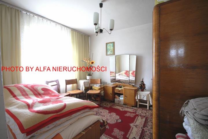 Mieszkanie dwupokojowe na sprzedaż Krzyżowa  39m2 Foto 1