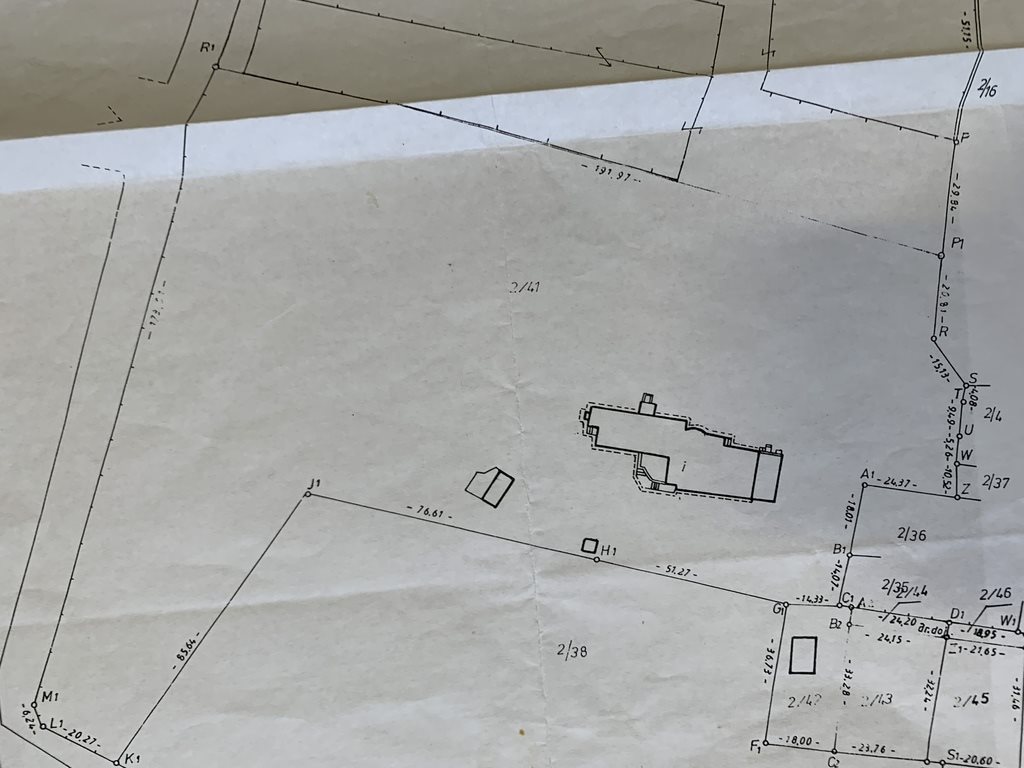 Urokliwa działka z dworkiem, stawami i parkiem Głosków  10 000m2 Foto 1
