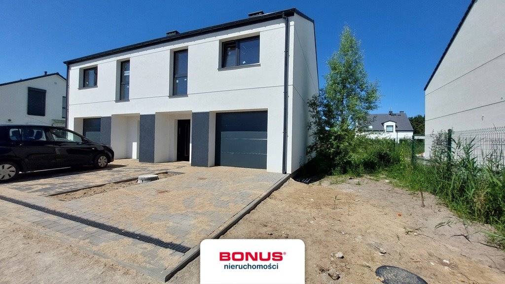 Komfortowy dom bliźniak 123 m² z ogrodem i garażem Kościno  123m2 Foto 1