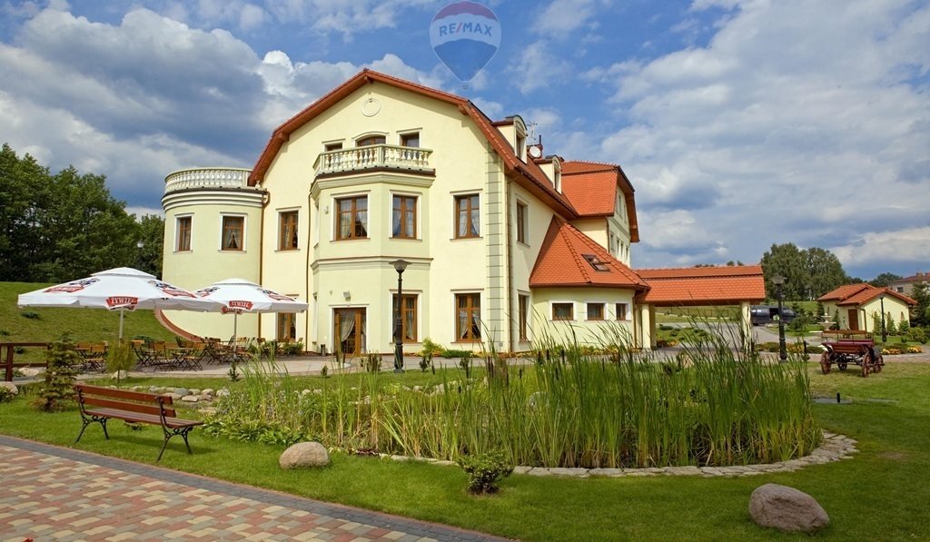 Lokal użytkowy na sprzedaż Pogrzebień, Kornowacka  983m2 Foto 1