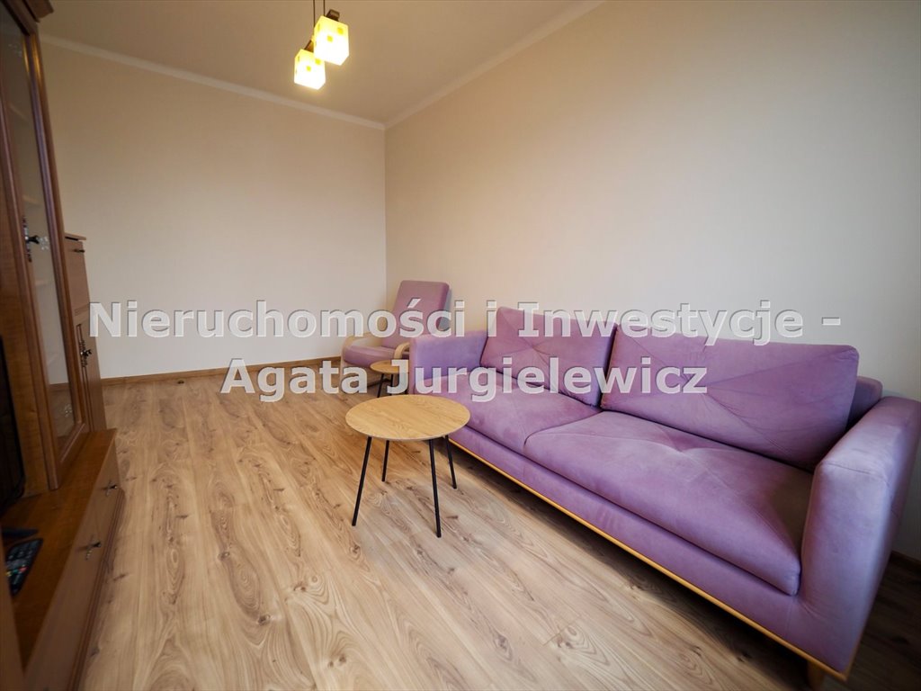 Mieszkanie dwupokojowe na wynajem Oleśnica  38m2 Foto 1