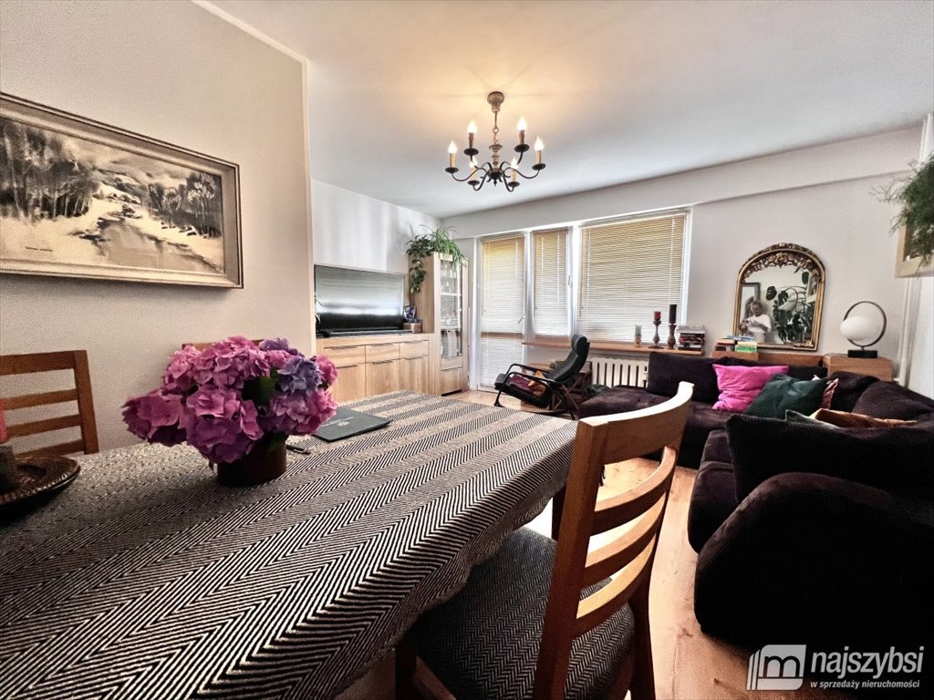 Do sprzedania przestronne 3 pokoje z balkonem i światłem Koszalin, Miasto  63m2 Foto 1