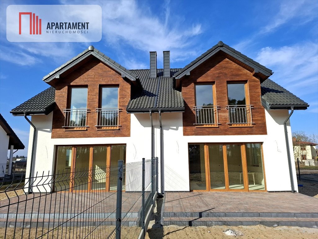 Nowoczesny dom bliźniak z tarasem i pompą ciepła, 107 m2 Lisi Ogon  107m2 Foto 1