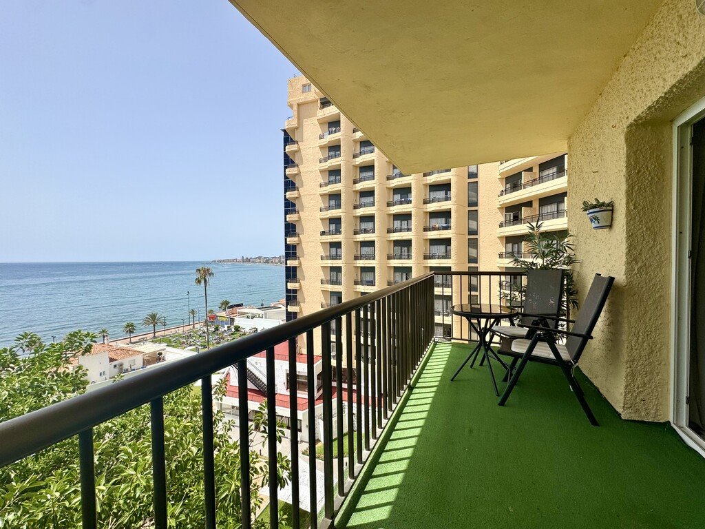 Zapraszam do mieszkania 68 m² w Fuengirola, 3 pokoje, Hiszpania Hiszpania, Fuengirola  68m2 Foto 1