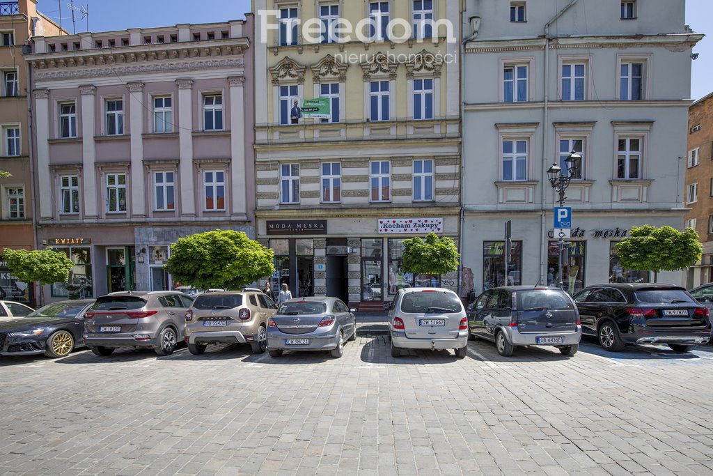 Lokal użytkowy na wynajem Brzeg, rynek Rynek  74m2 Foto 3