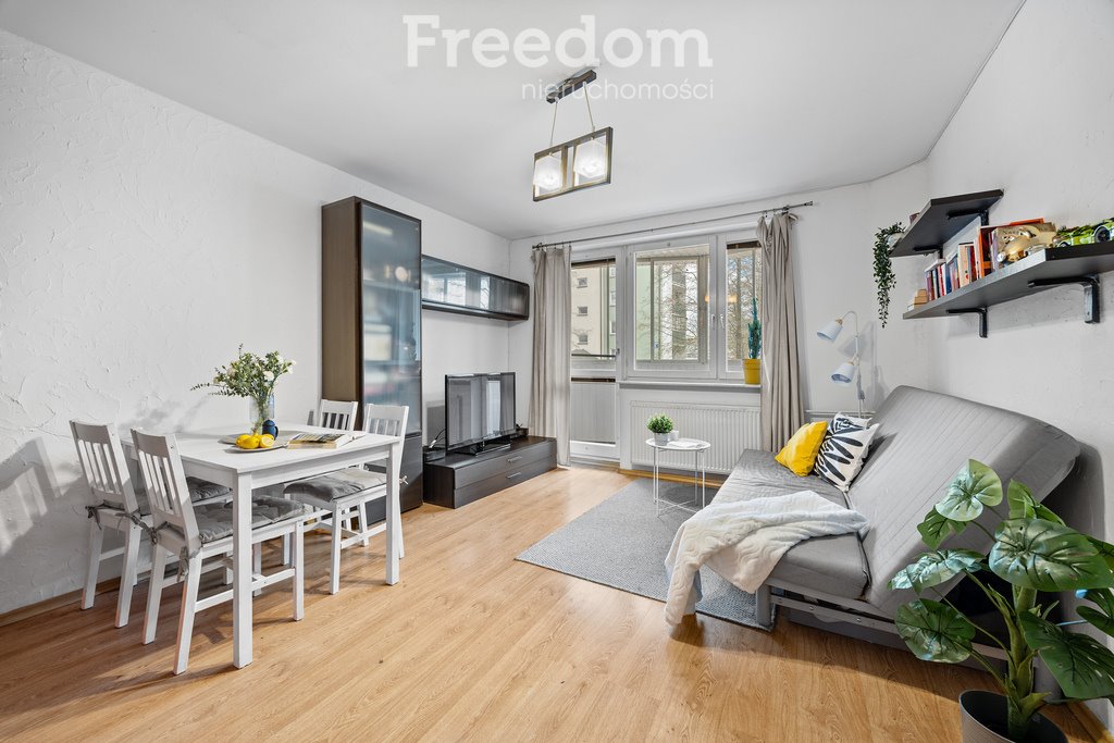 Mieszkanie dwupokojowe na sprzedaż Grodzisk Mazowiecki, L. Teligi  45m2 Foto 1