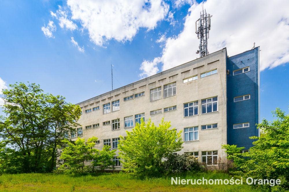 Lokal użytkowy na sprzedaż Ostrowiec Świętokrzyski, Ostrowiec Świętokrzyski, ul. Jana Pawła II 55  2 796m2 Foto 1