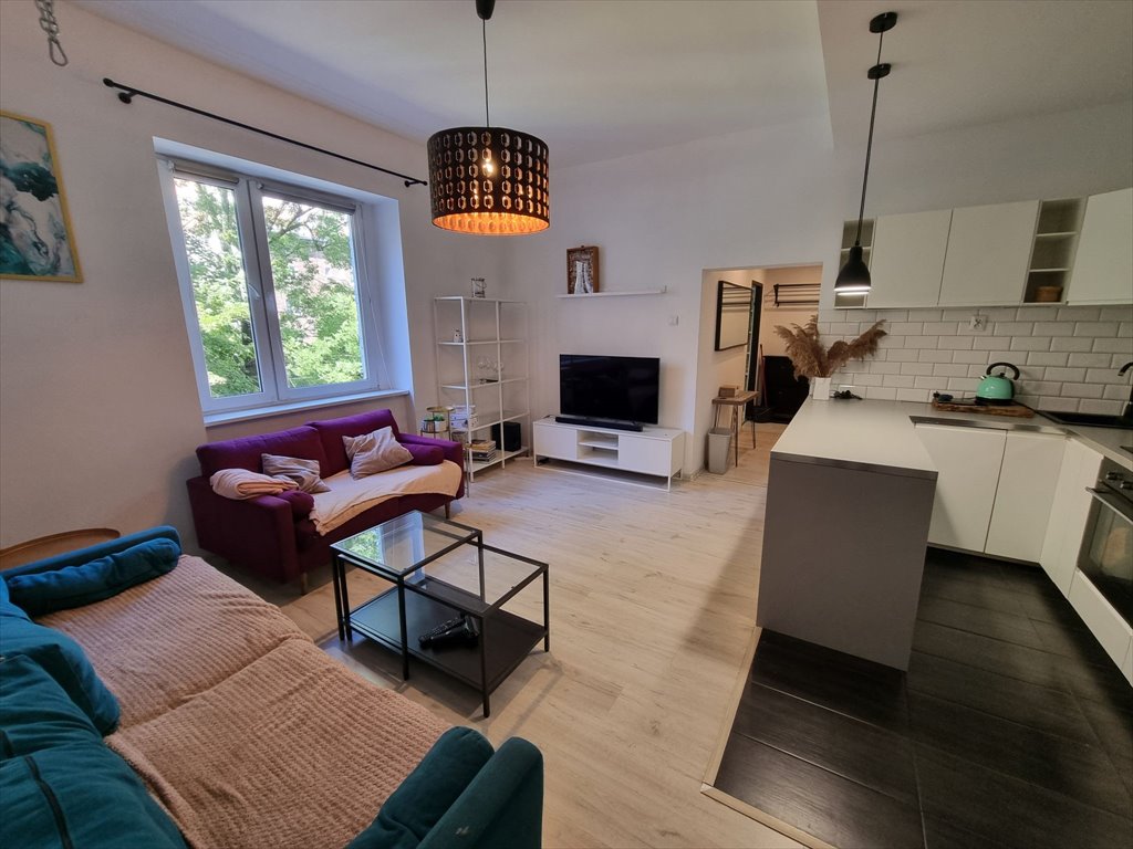 Mieszkanie trzypokojowe na sprzedaż Mysłowice, Karola Miarki 14  65m2 Foto 1