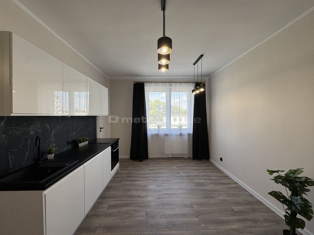 Mieszkanie dwupokojowe na sprzedaż Kielce, Centrum, Żelazna  32m2 Foto 1