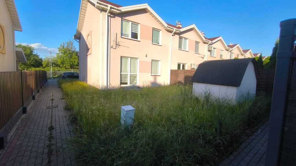 Skrajny segment z ogródkiem 238 m², 4 pokoje, garaż Munina, Kolejowa  102m2 Foto 1