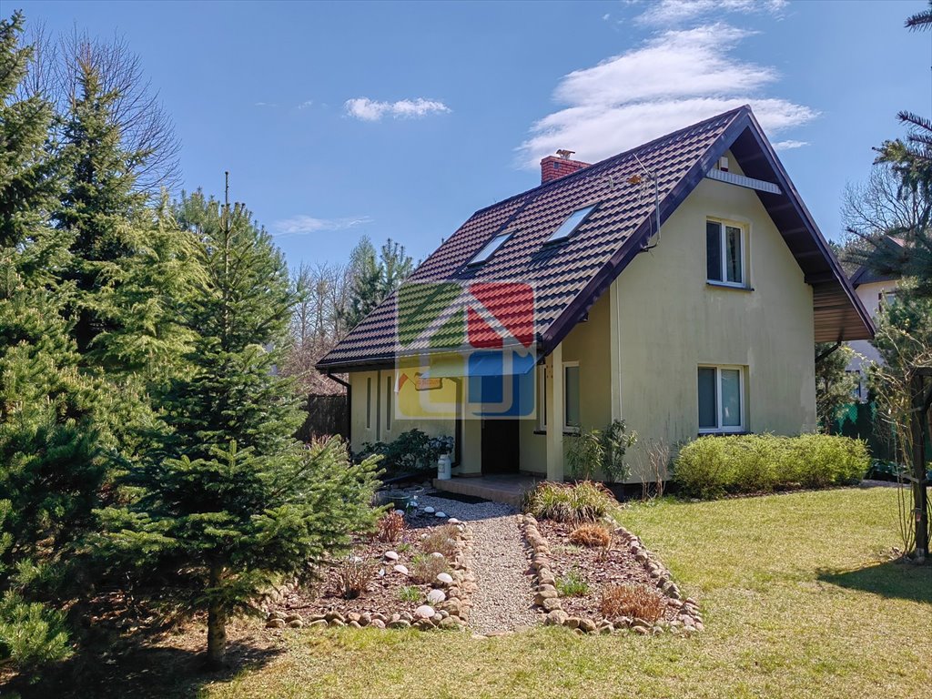 Urokliwy dom letniskowy 73,9 m² blisko Jeziora Lucieńskiego Miałkówek  74m2 Foto 1