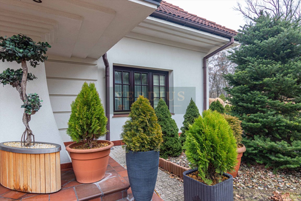 Przestronny dom 270 m² z ogrodem w Markach Marki, Spacerowa  270m2 Foto 1