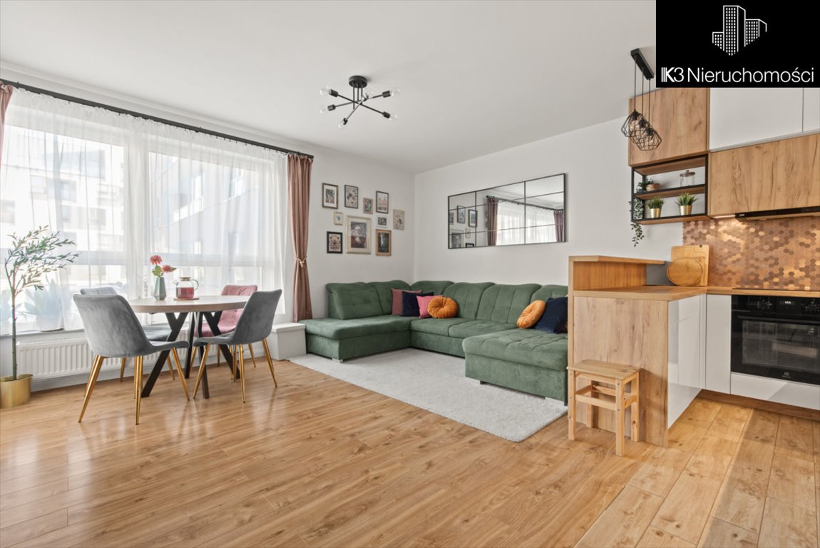 Komfortowe 3-pokojowe mieszkanie z loggią i miejscem garażowym Warszawa, Targówek, Płosa  67m2 Foto 1