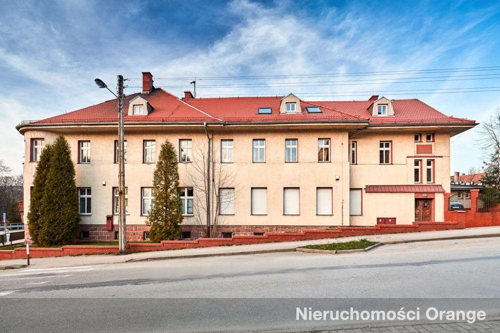 Lokal użytkowy 1832 m² w centrum Nowej Rudy (parking, inwestycja) Nowa Ruda, Nowa Ruda, ul. Niepodległości 1  1 733m2 Foto 1