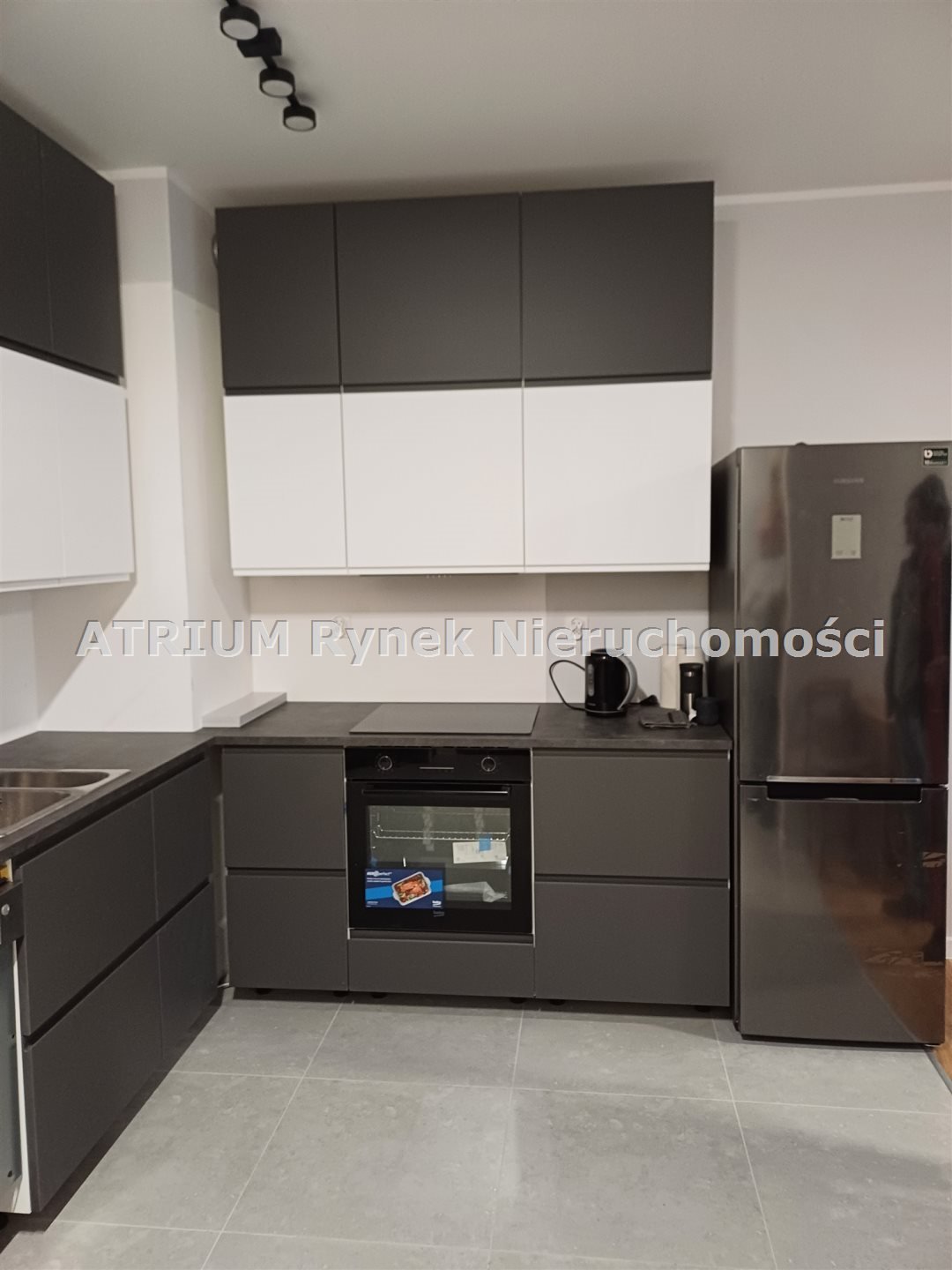 Nowoczesne 2-pokojowe mieszkanie z garażem, balkon i pełne wyposażenie Piotrków Trybunalski  39m2 Foto 1