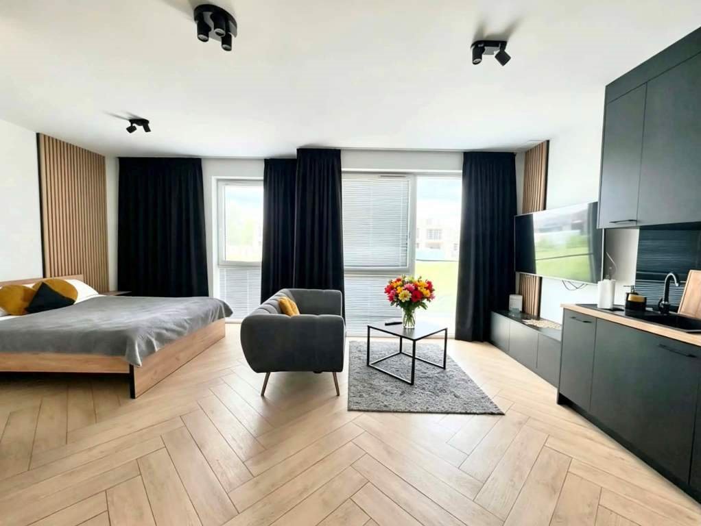 Sprzedam inwestycyjne mieszkanie 60,63 m² z 3 miejscami parkingowymi Rzeszów, Zawiszy Czarnego  61m2 Foto 1