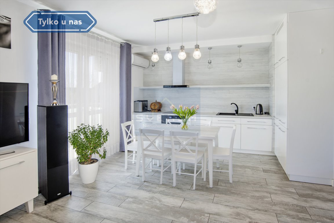 Mieszkanie dwupokojowe na sprzedaż Częstochowa, Podjasnogórska  50m2 Foto 1