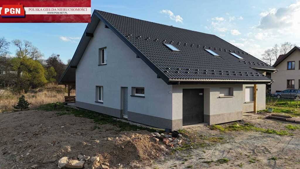 Nowoczesny dom 223 m² z kominkiem i wysokiej jakości materiałami Polanica-Zdrój  224m2 Foto 1
