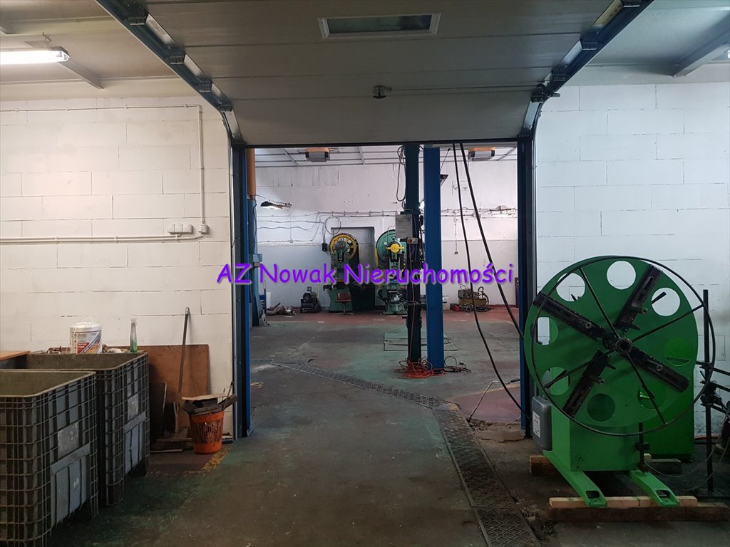 Hala 186 m2 z biurem i socjalem, ogrzewanie, dojazd Świdnica  186m2 Foto 1