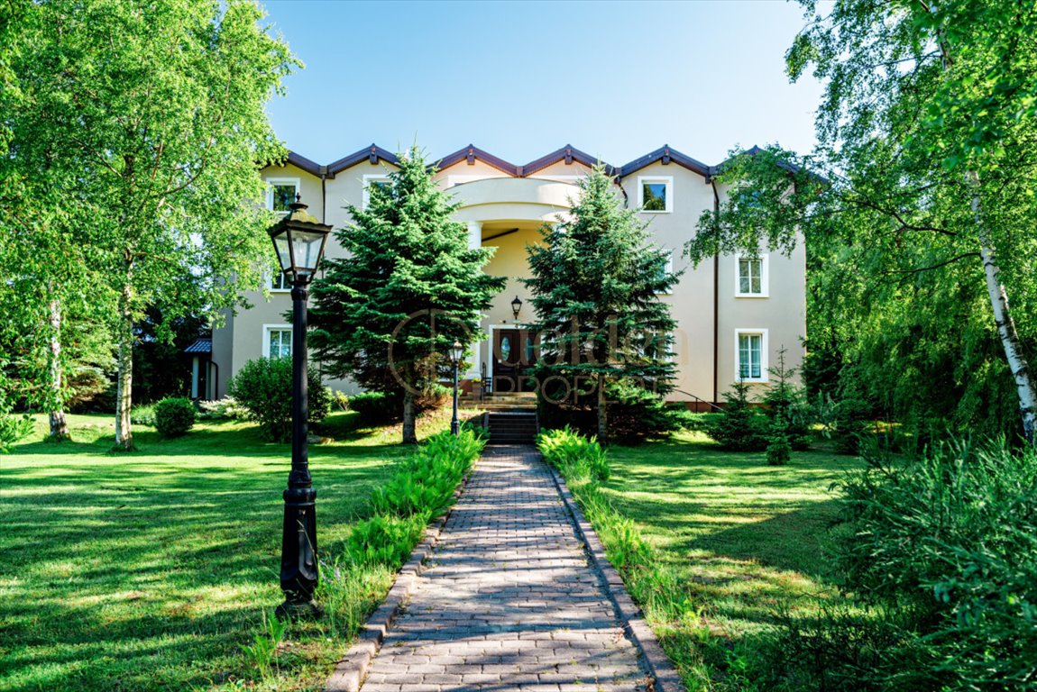 Inwestycyjny kompleks w Jastrzębiej Górze – 1281 m², blisko plaży Jastrzębia Góra, Kuracyjna  1 675m2 Foto 1